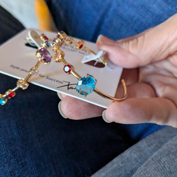 PARK LANE "Gem" Gold-tone Hoops, NWT!!! - Picture 5 of 5